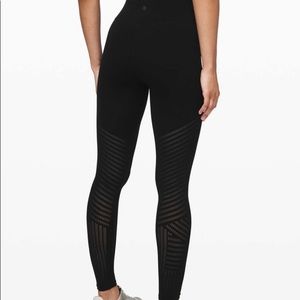 🔥Lululemon Reveal Tight 28”